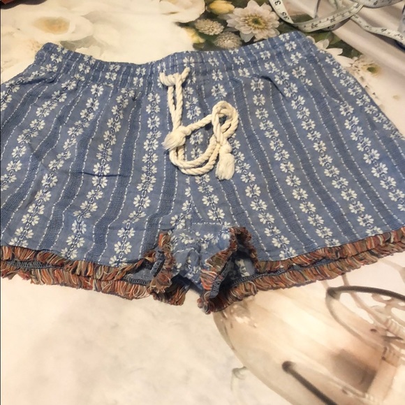 Mossimo Supply Co. Pants - Used shorts size M